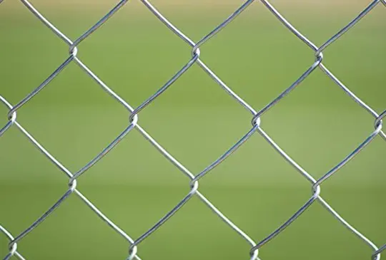 Stainless-Steel-Chain-Link-Fence